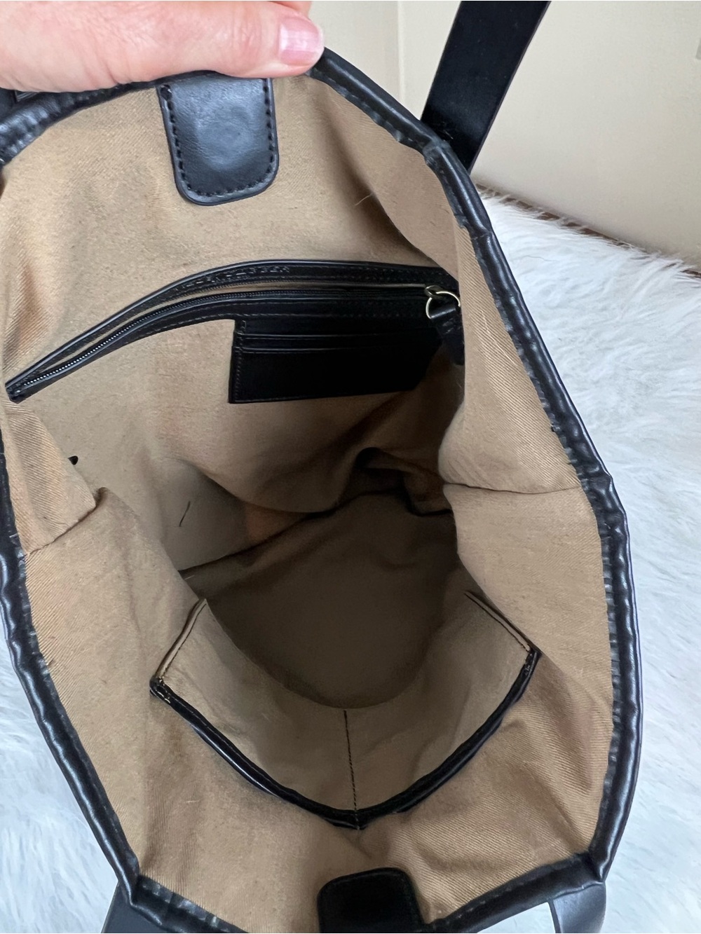 Kelsi Dagger Brooklyn Wool Felt Tote Bag in Charcoal Gray - Picture 5 of 12